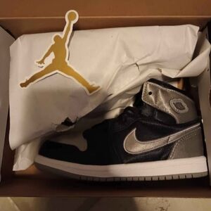Nike Jordan 1 Kids Retro Black and Silver High Tops